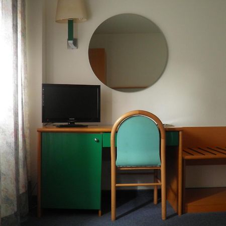 Hotel Ramoverde Borgomanero Luaran gambar