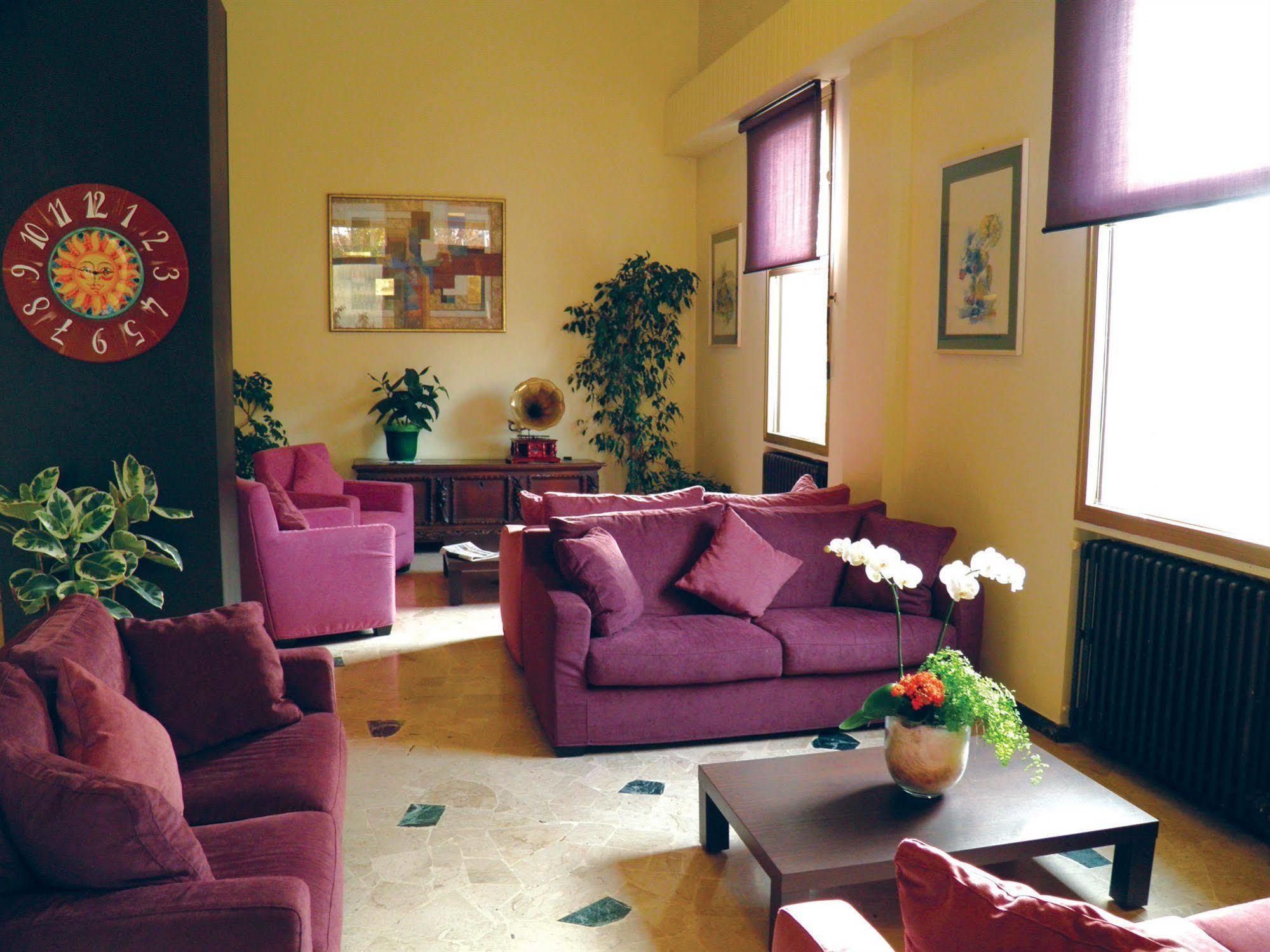 Hotel Ramoverde Borgomanero Luaran gambar